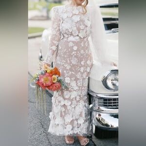 Elegant Shannon 3D Floral Lace Midi Bridal Dress in White Size 12 (XXL)
